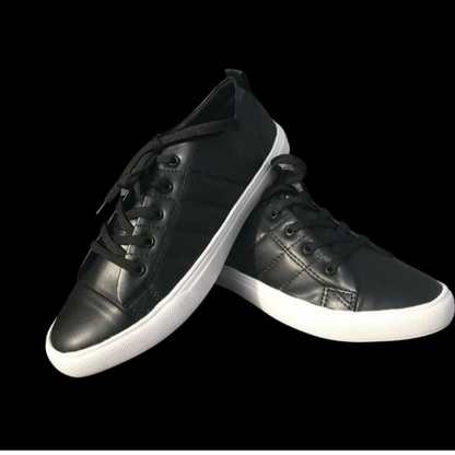 BLACK SNEAKERS
