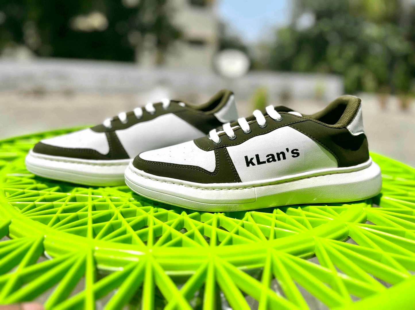 Klan's Soft Sole Sneakers - White and Green