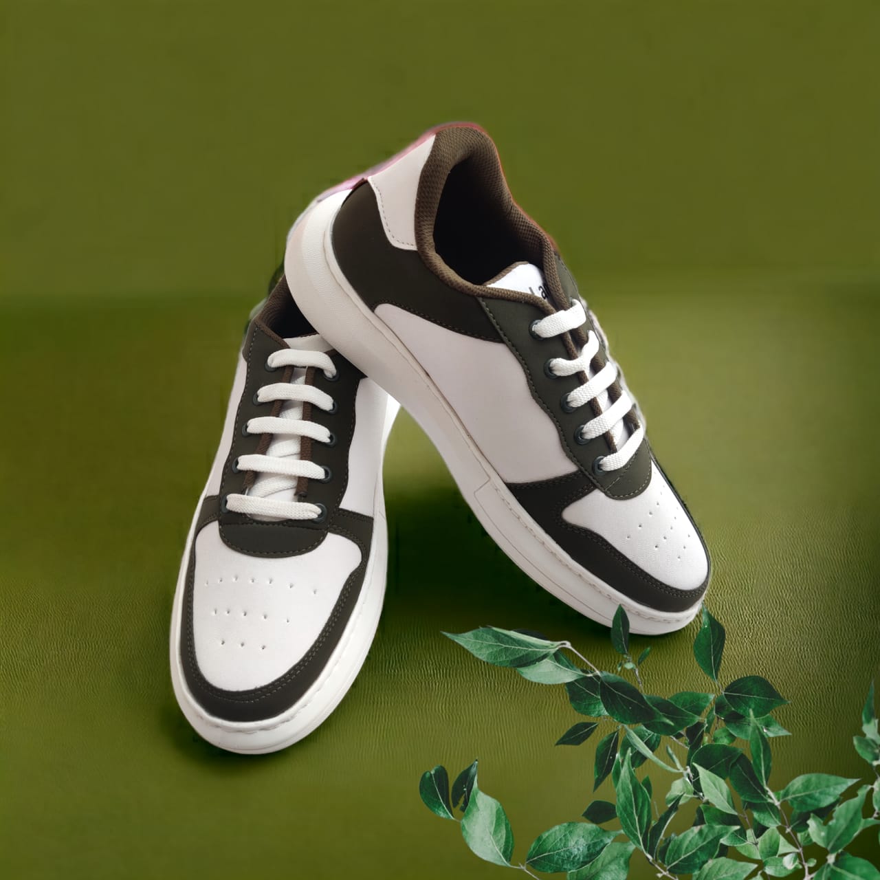Klan's Soft Sole Sneakers - White and Green